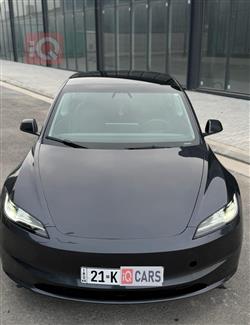 تسلا موديل 3